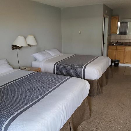 גראנדה פראירי Wild Rose Country Inn מראה חיצוני תמונה