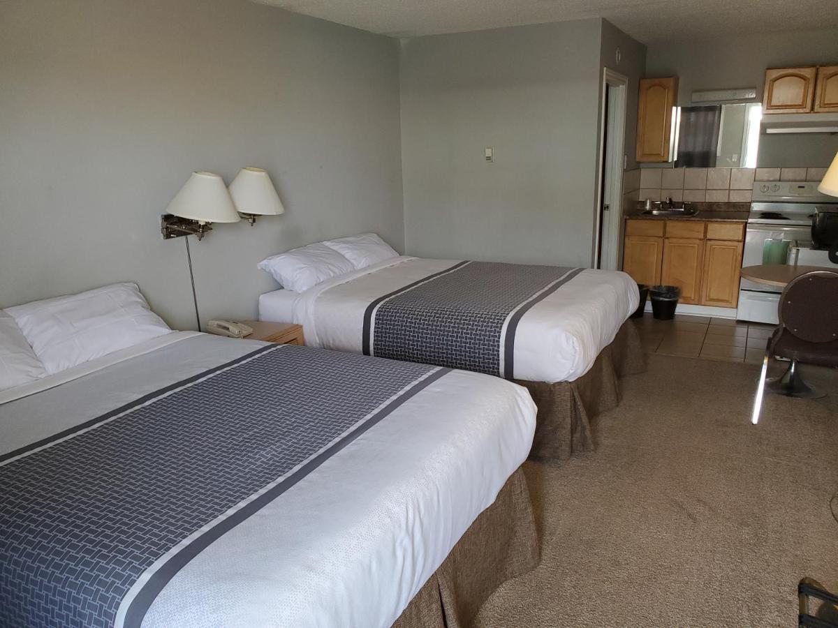 גראנדה פראירי Wild Rose Country Inn מראה חיצוני תמונה